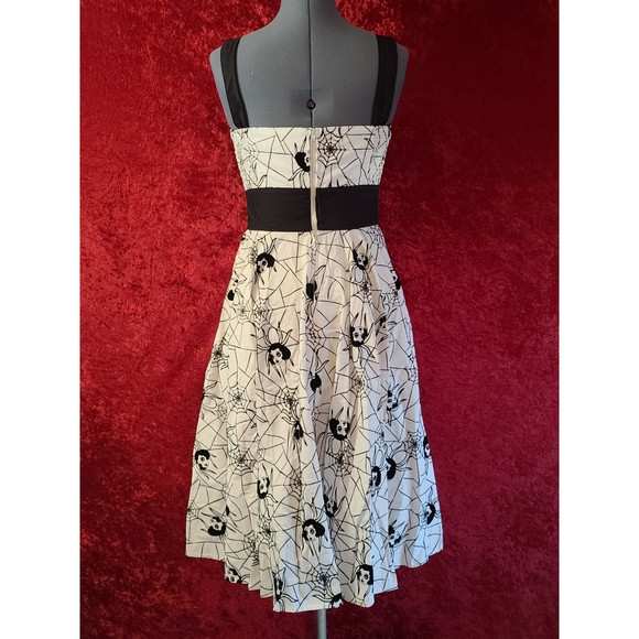 Hell Bunny Spiderweb Rockabilly Dress 🕷️🕸️🕷️ - Picture 3 of 5